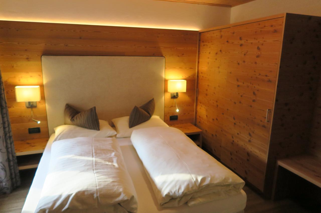 Garni Salegg Aparthotel Ortisei Kültér fotó