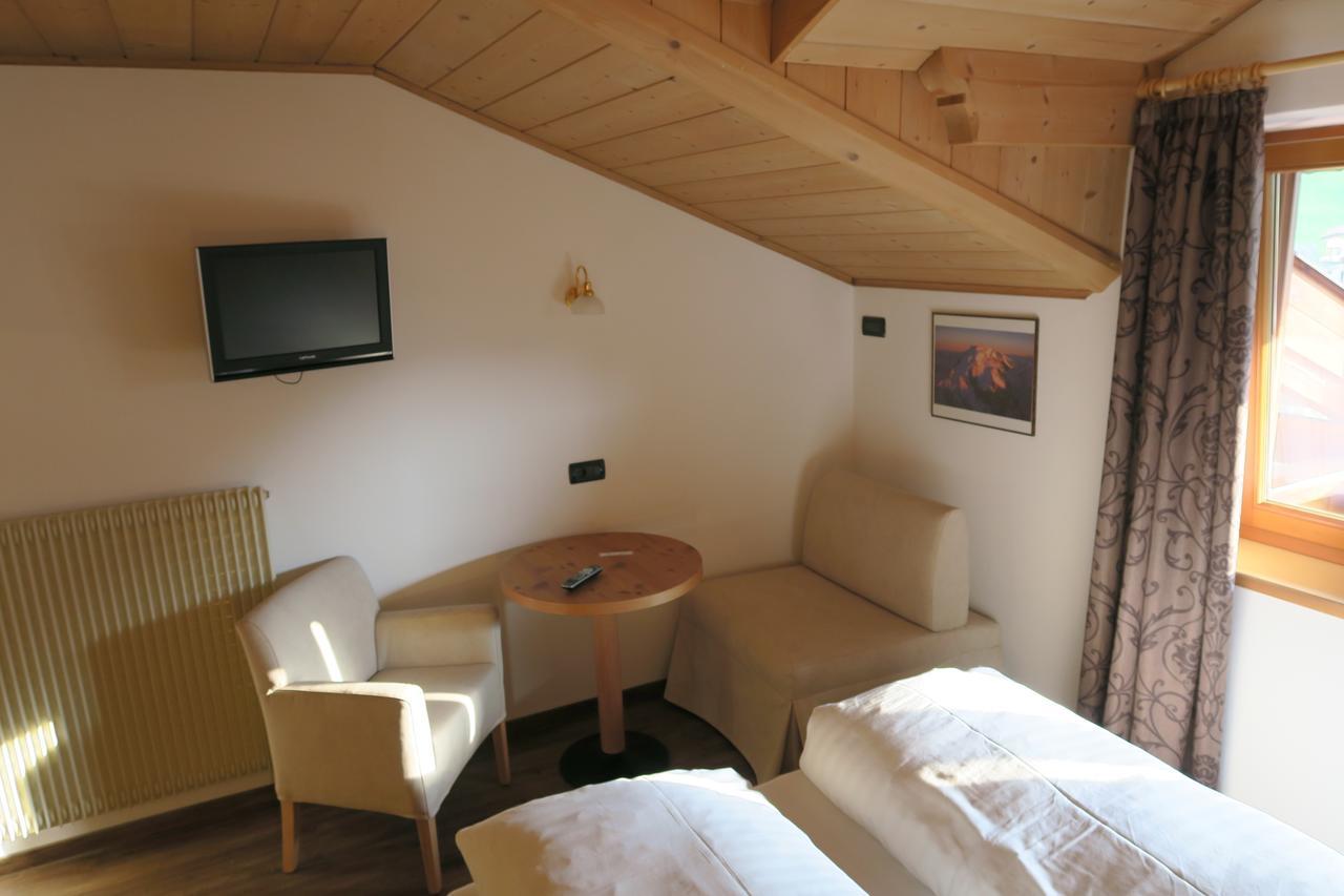 Garni Salegg Aparthotel Ortisei Kültér fotó